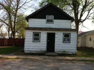 Foreclosed Home - 213 W CARLISLE ST, 61754