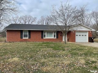 Foreclosed Home - 103 GILES DR, 61755