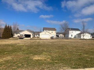 Foreclosed Home - 405 COVENTRY LN, 61755