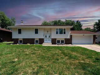 Foreclosed Home - 206 FELMLEY DR, 61761