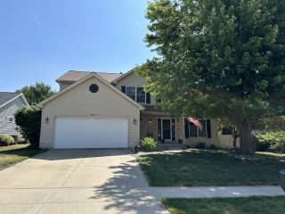 Foreclosed Home - 1504 ESTATE DR, 61761