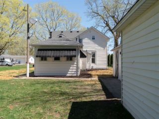 Foreclosed Home - 110 S WASHINGTON ST, 61770