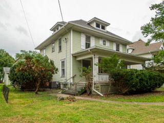 Foreclosed Home - 414 E LINCOLN ST, 61770