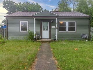 Foreclosed Home - 1306 S ANDERSON ST, 61801