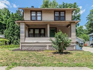 Foreclosed Home - 214 W VERMONT AVE, 61801