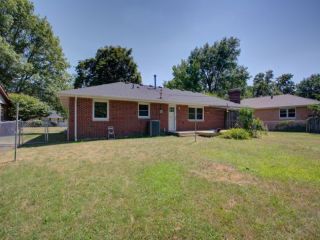 Foreclosed Home - 1202 MITCHEM DR, 61801