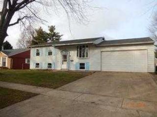 Foreclosed Home - 2306 E VERMONT AVE, 61802