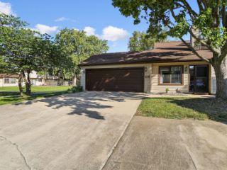 Foreclosed Home - 108 WILLOW VIEW CT, 61802
