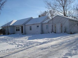 Foreclosed Home - 1009 N PROSPECT AVE, 61820