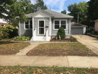 Foreclosed Home - 906 S NEW ST, 61820