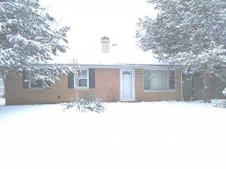 Foreclosed Home - 9 HEDGE CT, 61821