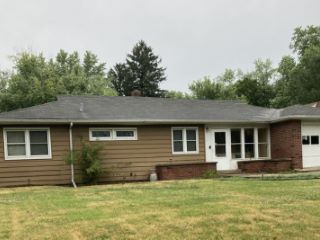 Foreclosed Home - 1618 SHERIDAN RD, 61821