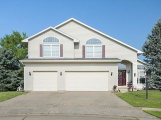 Foreclosed Home - 2109 CROSSGATE CT, 61822