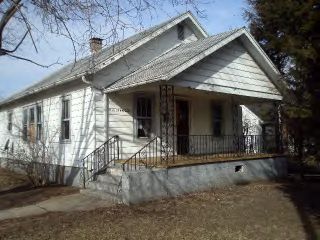 Foreclosed Home - 1302 CHANDLER ST, 61832