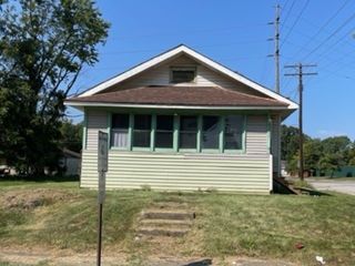 Foreclosed Home - 130 PENNSYLVANIA AVE, 61832