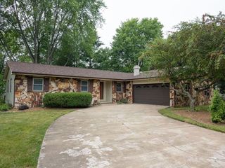 Foreclosed Home - 1209 MARY DR, 61853
