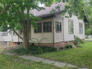 Foreclosed Home - 201 W MADISON ST, 61863