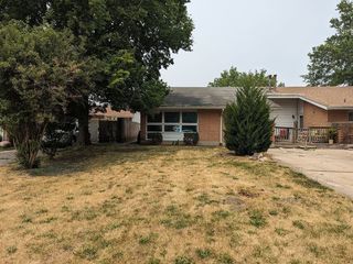Foreclosed Home - 1513 FAIRWAY DR, 61866
