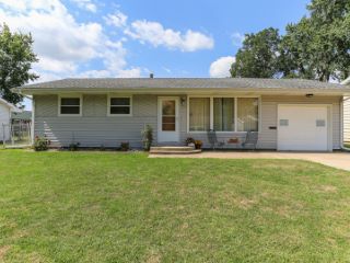 Foreclosed Home - 1313 HARPER DR, 61866
