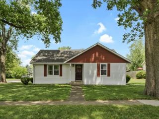 Foreclosed Home - 214 W HOLDEN ST, 61880
