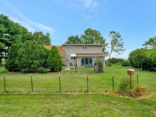 Foreclosed Home - 809 COUNTY ROAD 1500 E, 61880