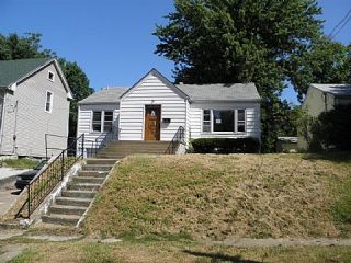 Foreclosed Home - 2400 SANFORD AVE, 62002