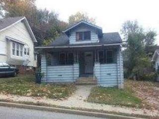 Foreclosed Home - 305 Main St, 62002