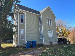 Foreclosed Home - 312 JEFFERSON AVE, 62002