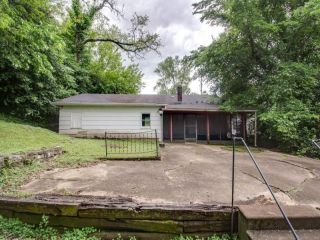 Foreclosed Home - 1008 TREMONT ST, 62002