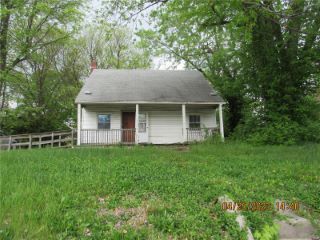 Foreclosed Home - 930 COLLEGE AVE, 62002