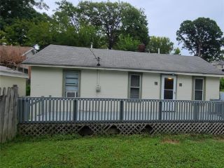 Foreclosed Home - 2820 NORTH ST, 62002