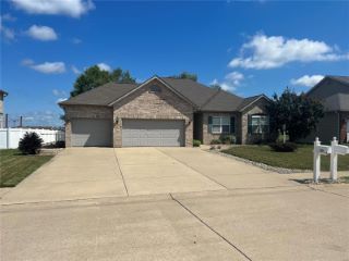 Foreclosed Home - 135 INDEPENDENCE DR, 62010
