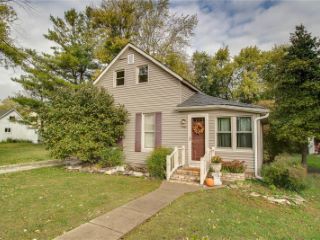 Foreclosed Home - 108 OAK ST, 62012
