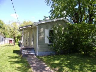 Foreclosed Home - 326 PINE ST, 62016