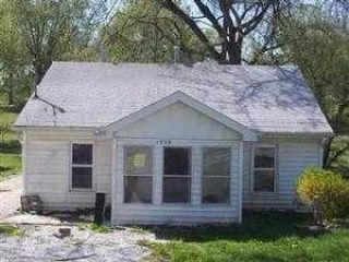 Foreclosed Home - 1320 12TH ST, 62018