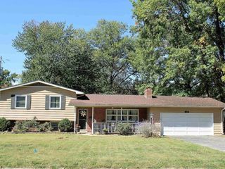 Foreclosed Home - 621 GRANDVIEW DR, 62025