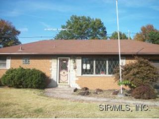 Foreclosed Home - 2113 SAINT CLAIR AVE, 62040