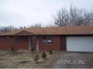 Foreclosed Home - 5541 OLD ALTON RD, 62040