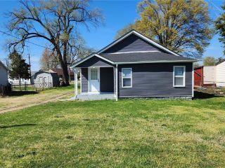 Foreclosed Home - 707 29TH PL, 62040