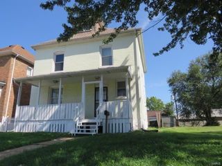 Foreclosed Home - 1938 BENTON ST, 62040