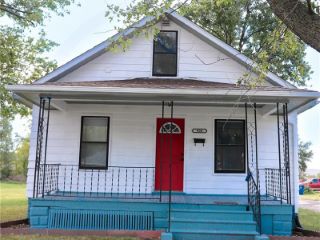 Foreclosed Home - 900 24TH ST, 62040