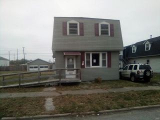 Foreclosed Home - 1323 Grand Ave, 62060