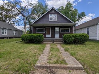Foreclosed Home - 2035 Beckwith St, 62060
