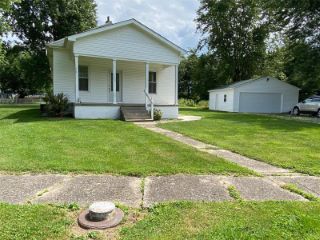Foreclosed Home - 523 W FRANKLIN ST, 62075