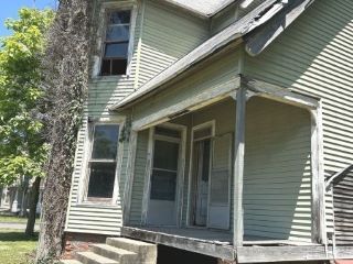 Foreclosed Home - 202 E SIMMONS ST, 62082