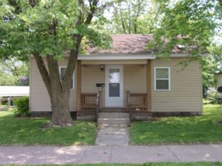 Foreclosed Home - 702 S STATE ST, 62082