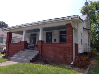 Foreclosed Home - 414 E CLAY ST, 62082
