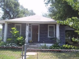 Foreclosed Home - 562 WILSON AVE, 62095