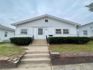 Foreclosed Home - 121 E ACTON AVE, 62095