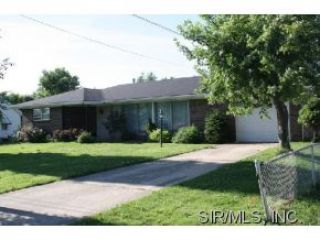 Foreclosed Home - 5612 COLLINSVILLE RD, 62201